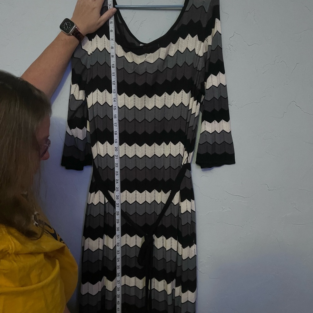 Danny & Nicole Sweater Dress - Picture 7 of 7